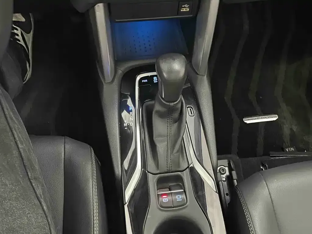 Toyota Corolla Cross 2022 из CN, фото 8