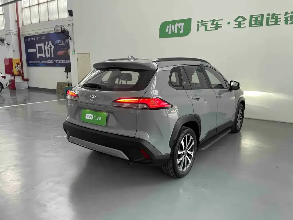 Toyota Corolla Cross 2022 из CN, фото 9