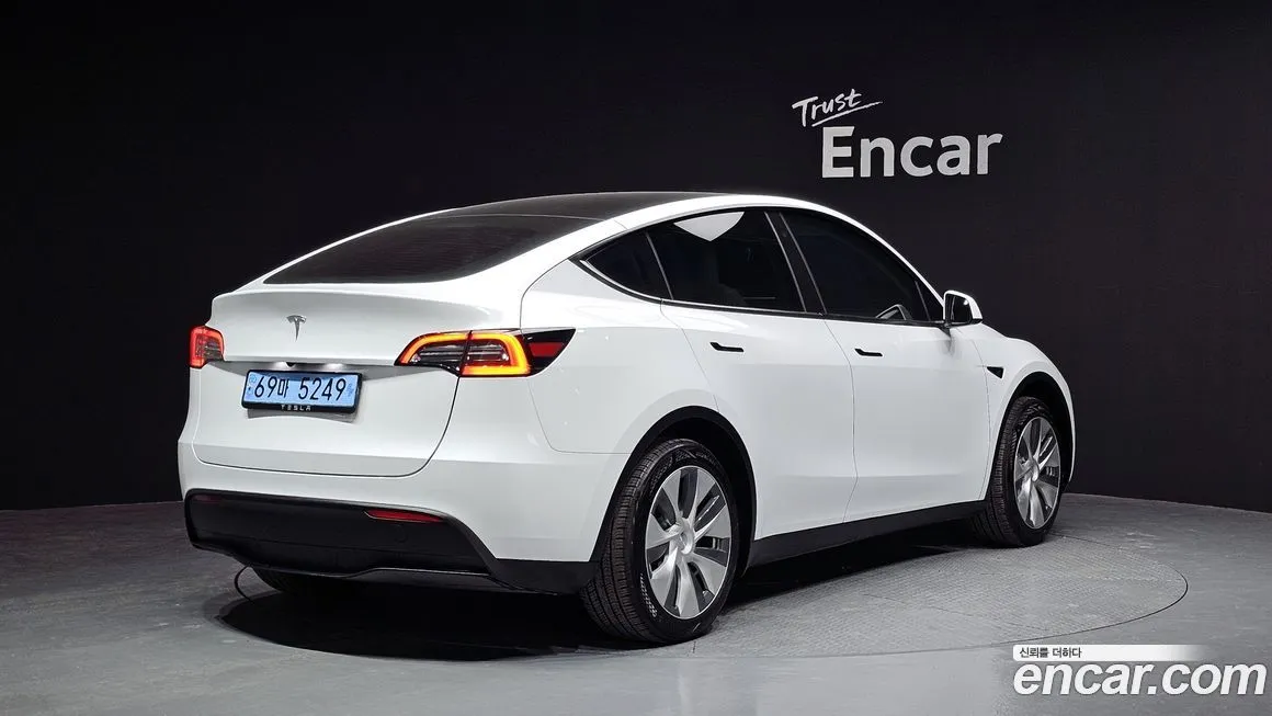 Tesla Model Y 2024 из KR, фото 7