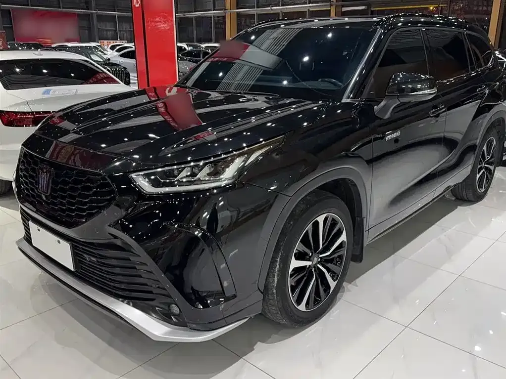 Toyota Crown Kluger 2021 из CN, фото 7