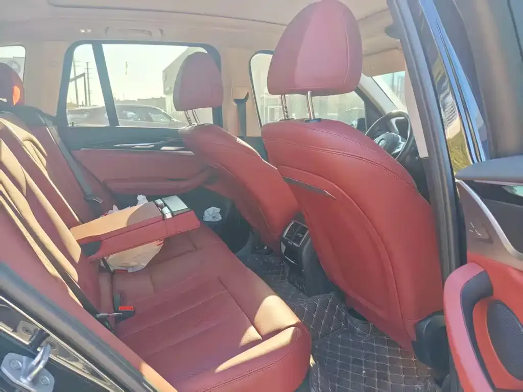 BMW iX3 2024 из CN, фото 4