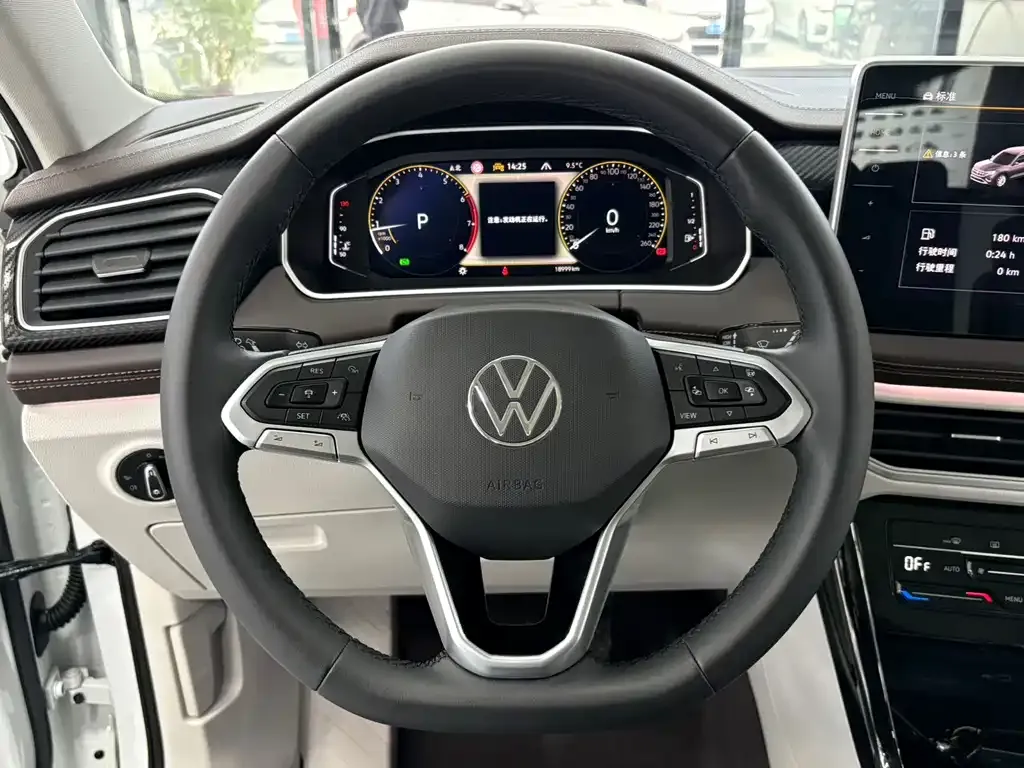 Volkswagen Tayron 2022 из CN, фото 6