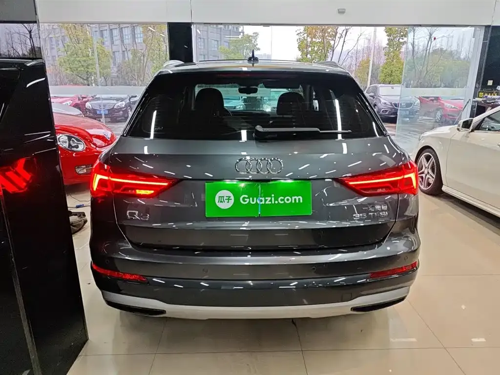 Audi Q3 2021 из CN, фото 3