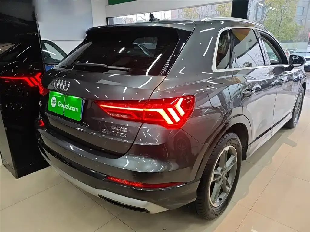 Audi Q3 2021 из CN, фото 4