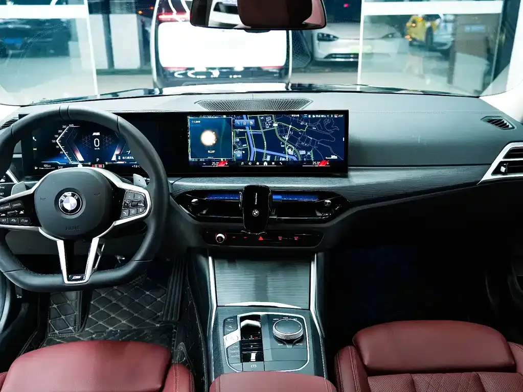 BMW 3 Series 2023 из CN, фото 4