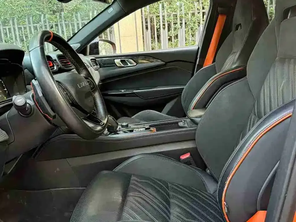 Lynk & Co 02 Hatchback 2021 из CN, фото 5