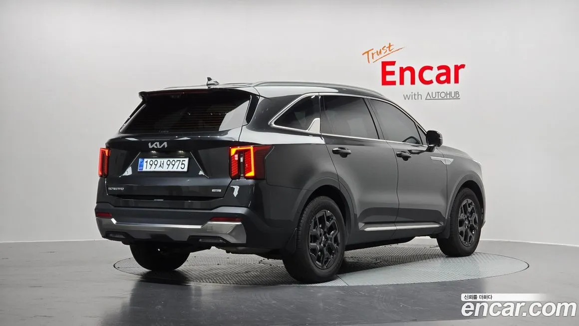 Kia Sorento — фото 3