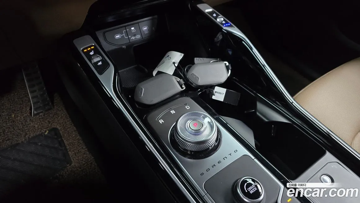 Kia Sorento — фото 6