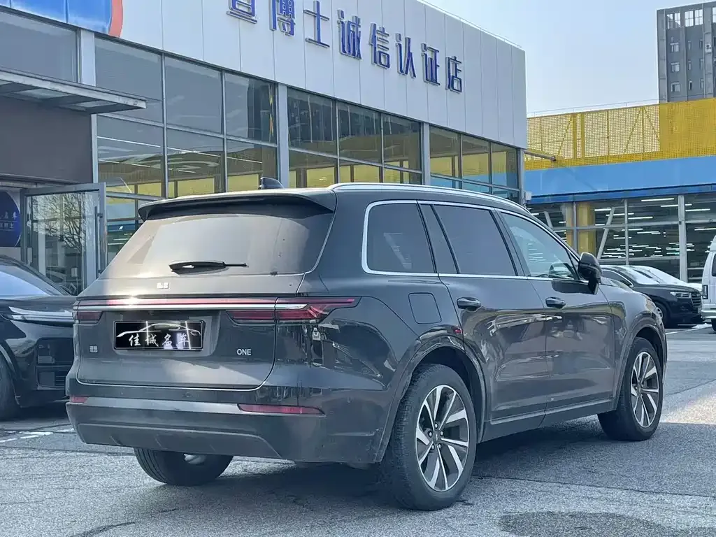 Li Auto ONE 2022 из CN, фото 2