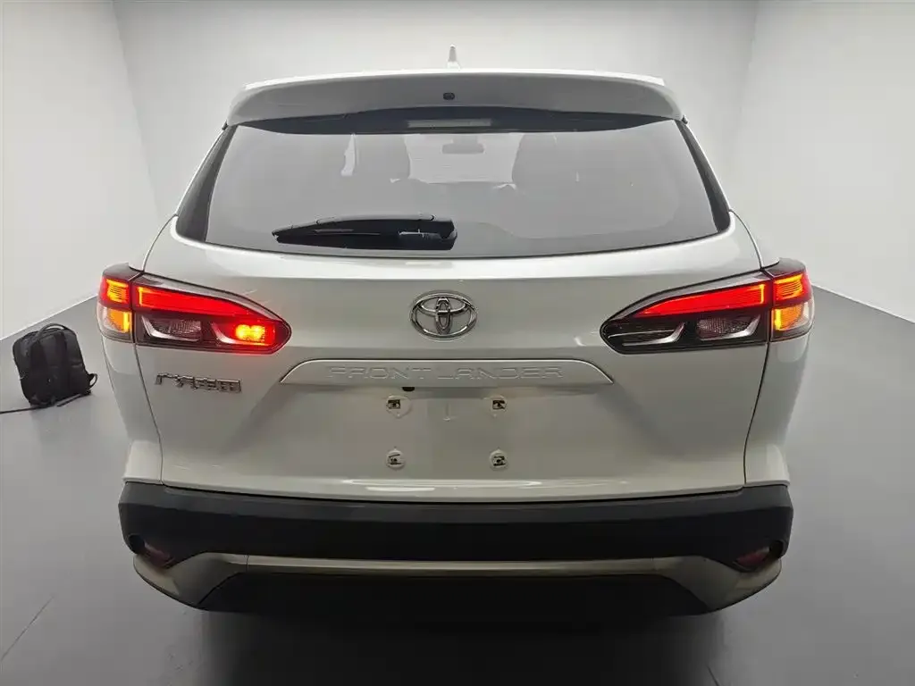 Toyota Frontlander 2022 из CN, фото 10