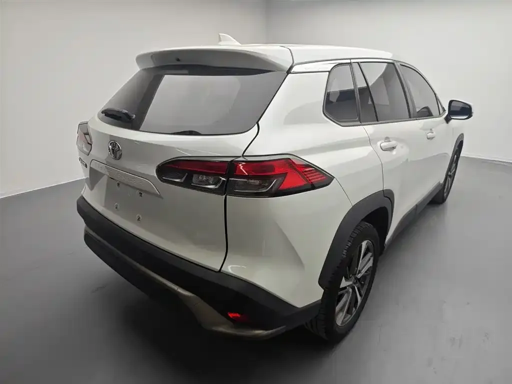 Toyota Frontlander 2022 из CN, фото 2