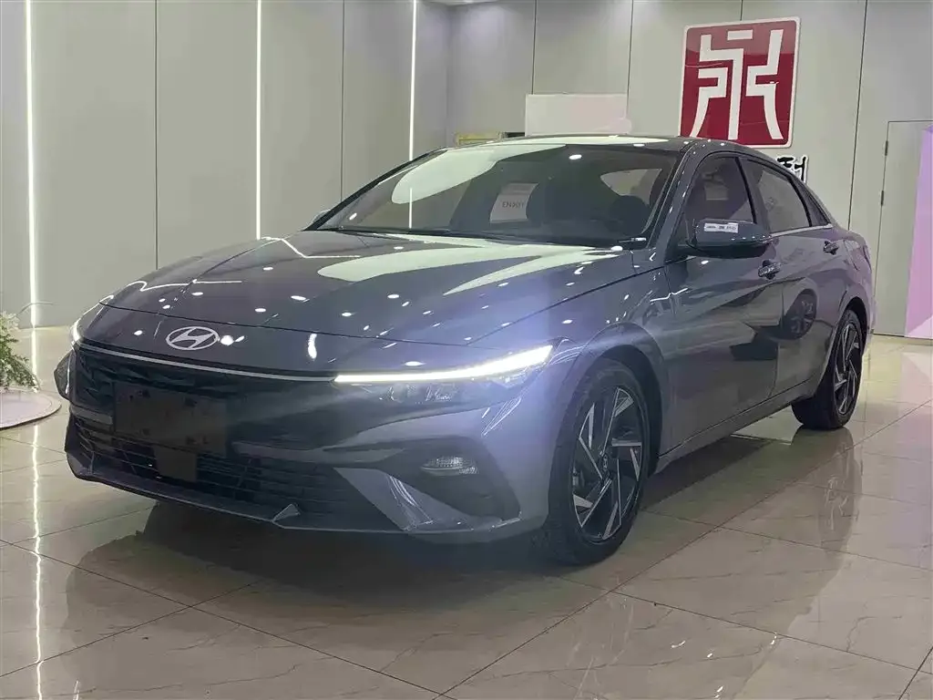 Hyundai Elantra 2024 из CN, фото 1