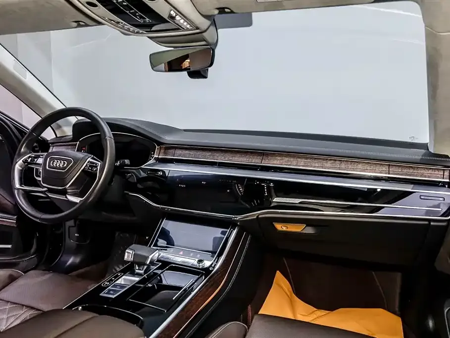 Audi A8 2024 из CN, фото 5