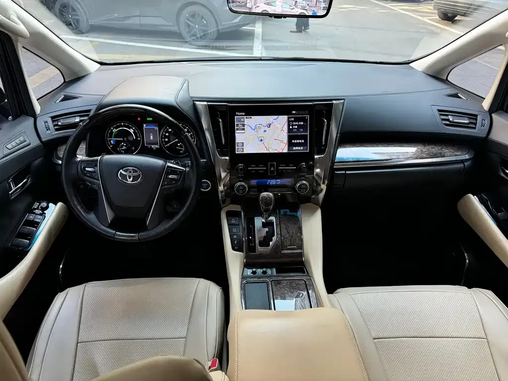 Toyota Alphard 2023 из CN, фото 8