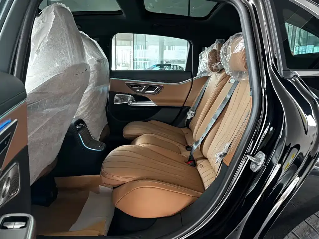 Mercedes-Benz E-Class 2026 из CN, фото 6