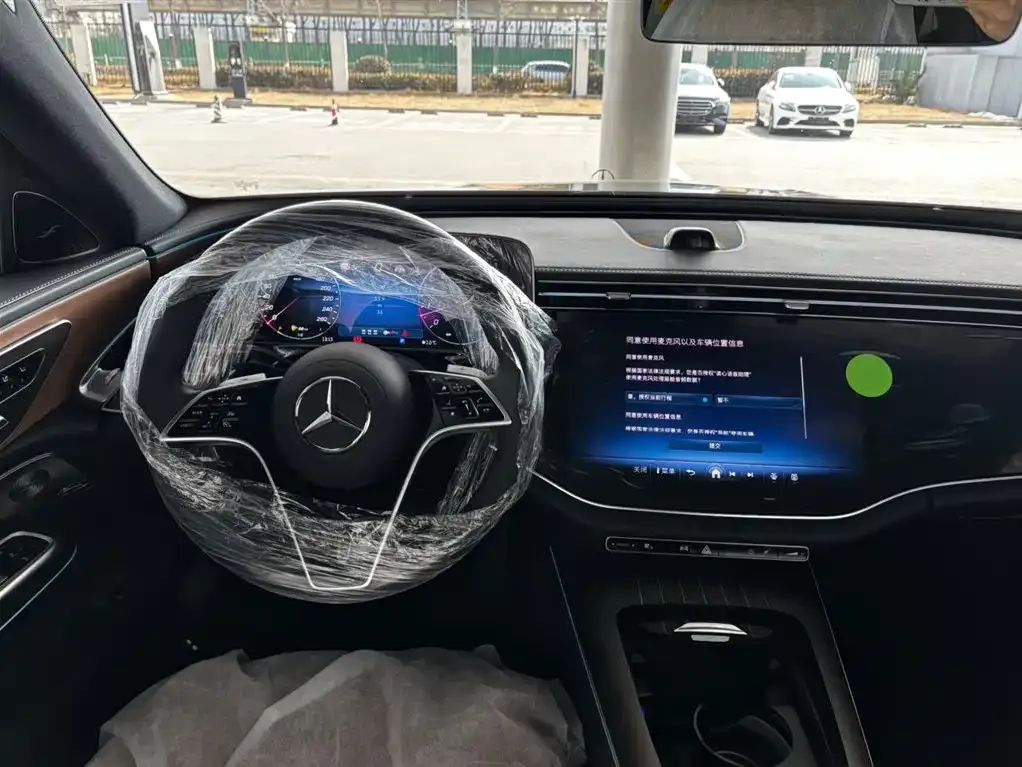 Mercedes-Benz E-Class 2026 из CN, фото 3