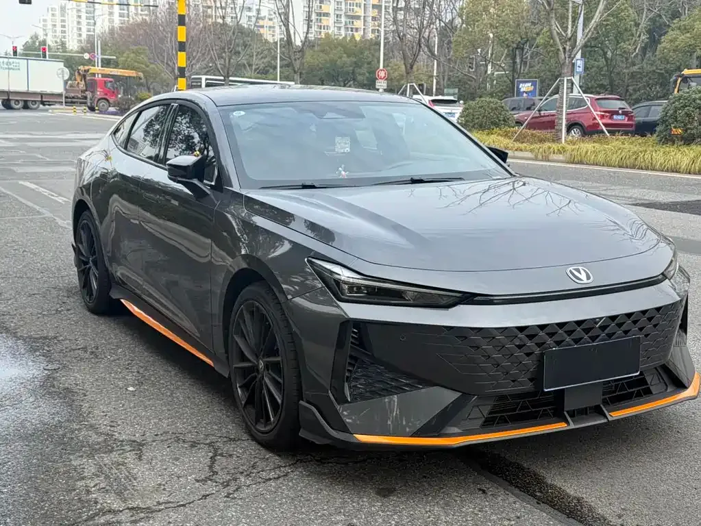 Changan UNI-V 2024 из CN, фото 4