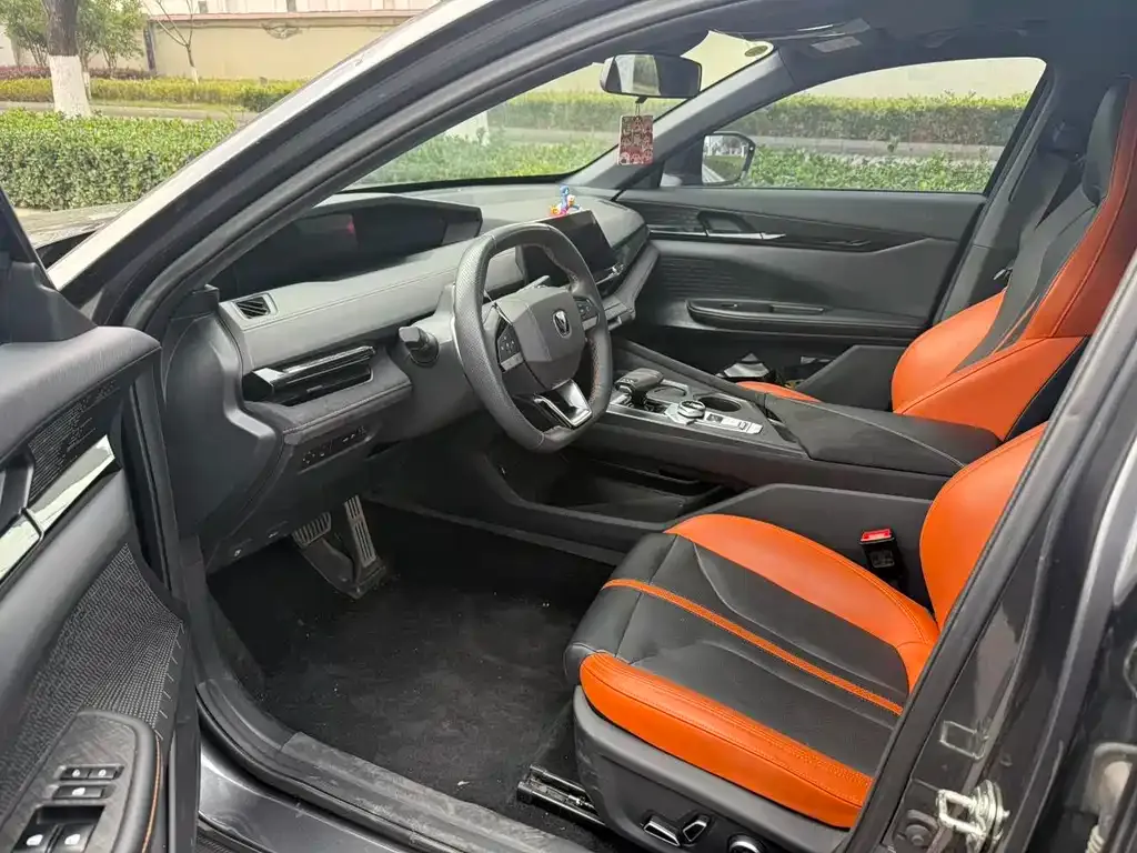 Changan UNI-V 2024 из CN, фото 6