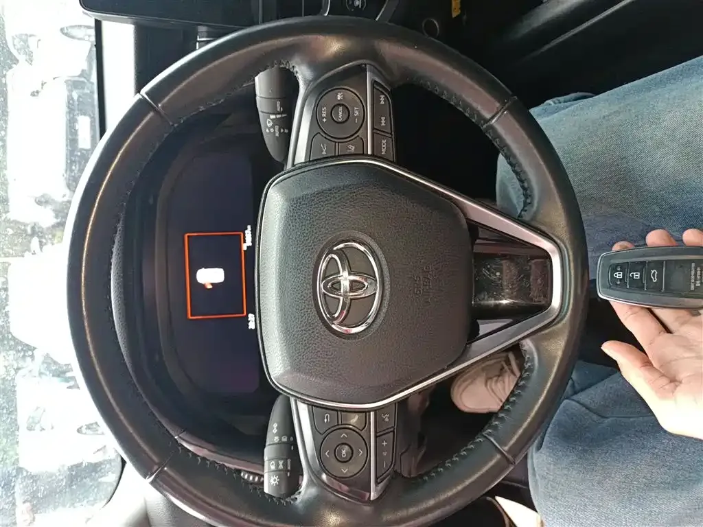 Toyota Camry 2022 из CN, фото 9