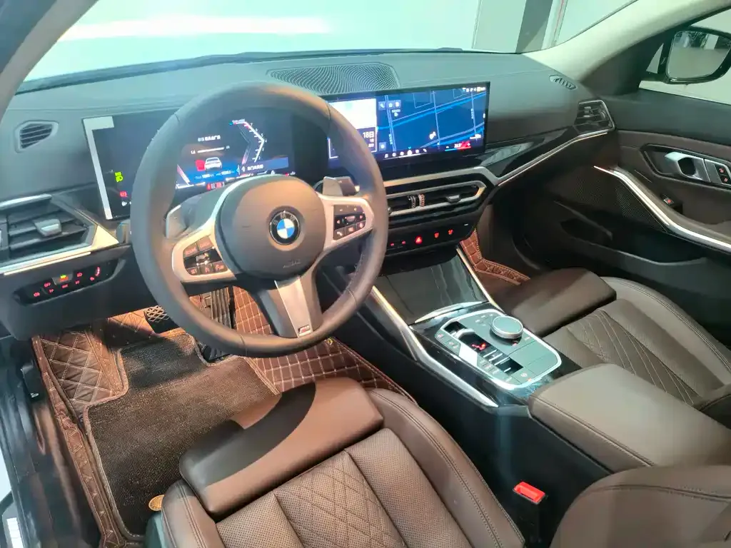 BMW 3 Series 2024 из CN, фото 3