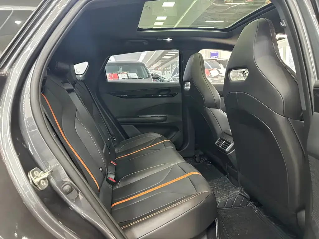 Changan UNI-V 2024 из CN, фото 9