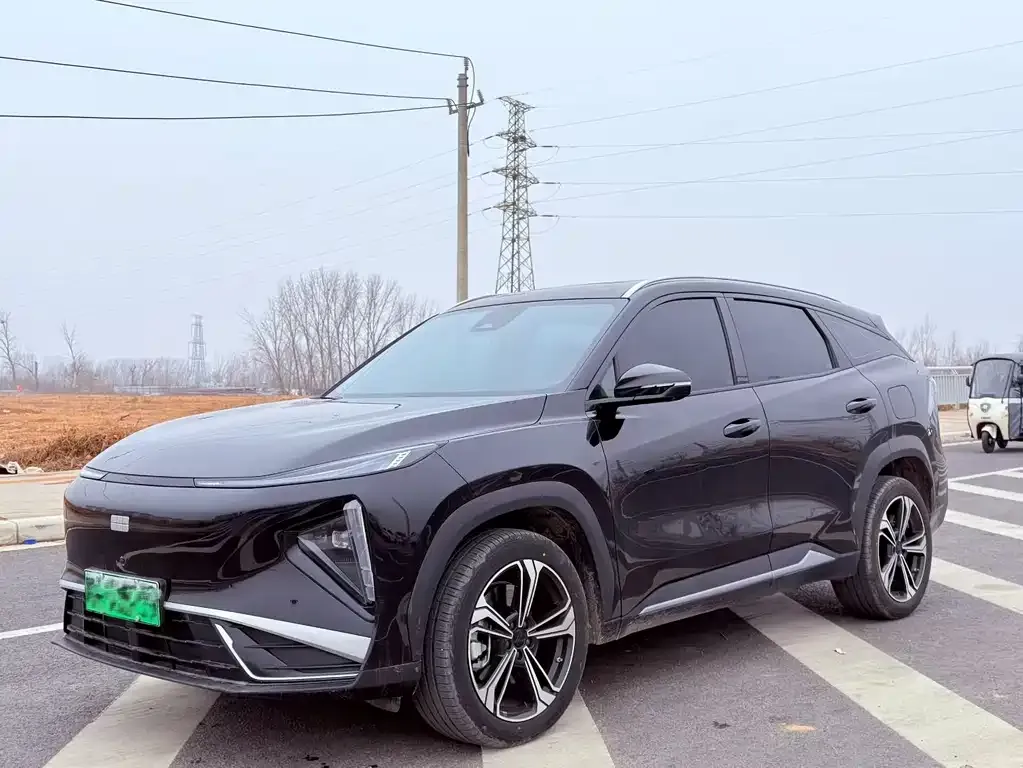 Geely Galaxy L7