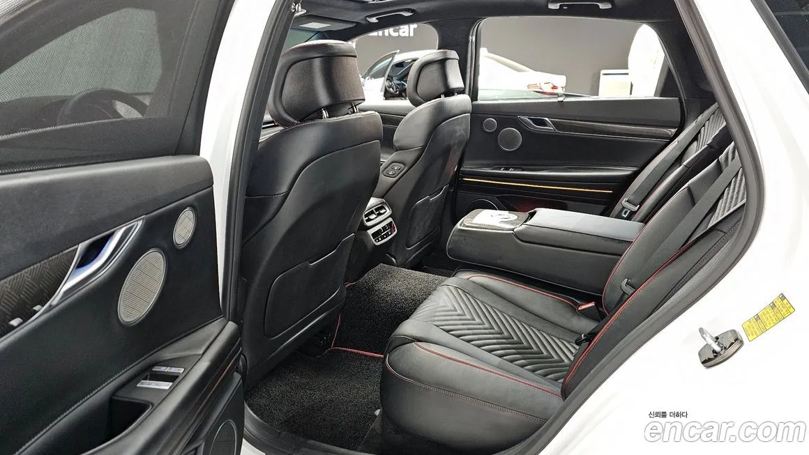 Genesis G80 — фото 10