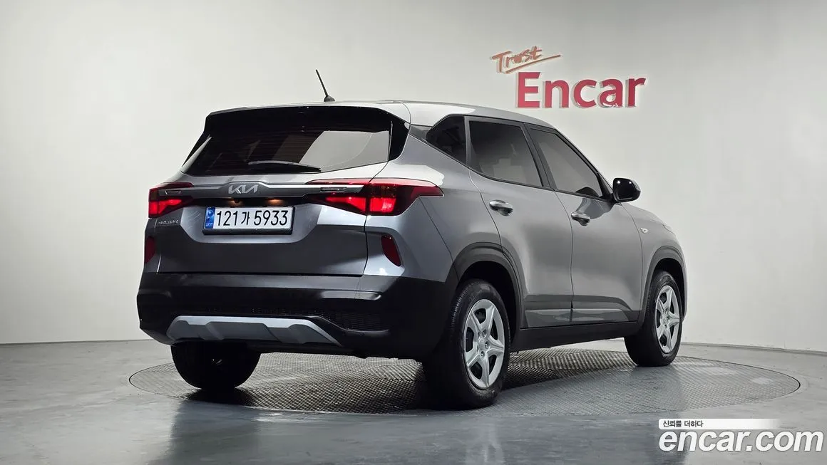 Kia Seltos 2023 из KR, фото 2