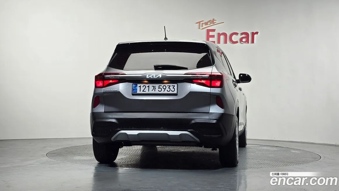 Kia Seltos 2023 из KR, фото 4