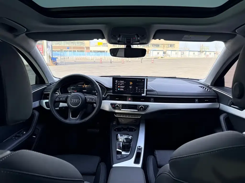 Audi A4L 2023 из CN, фото 5