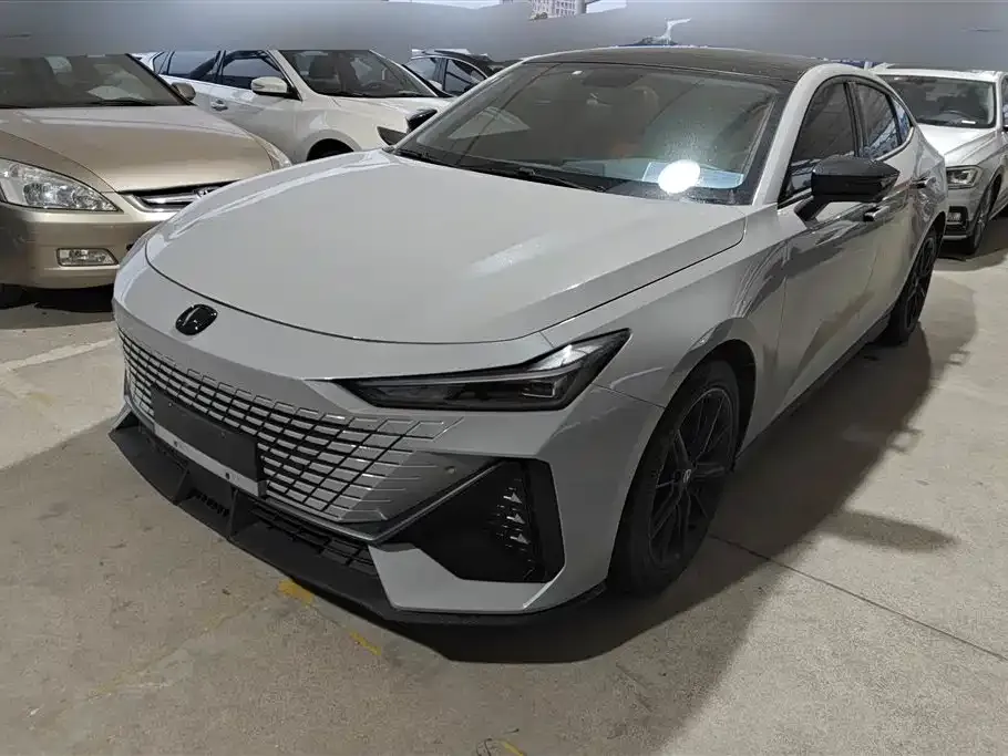 Changan UNI-V 2023 из CN, фото 1