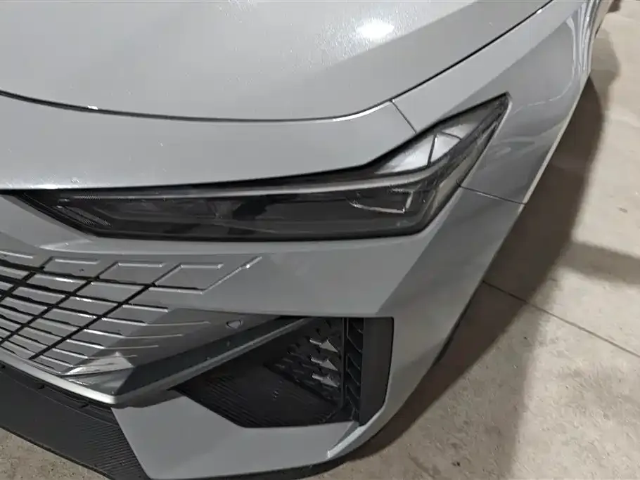 Changan UNI-V 2023 из CN, фото 3