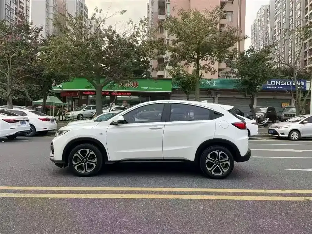 Honda Vezel 2022 из CN, фото 9