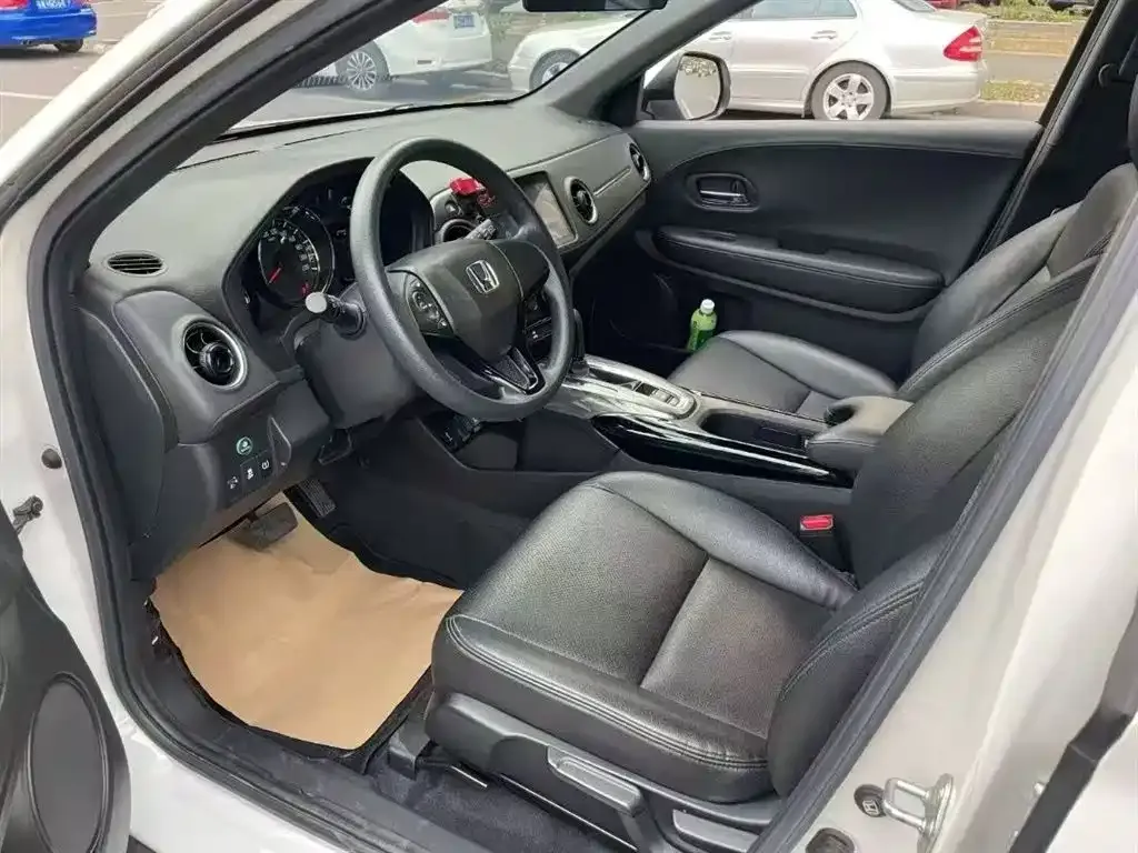 Honda Vezel 2022 из CN, фото 4