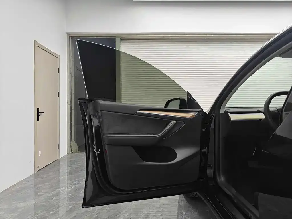 Tesla Model Y 2021 из CN, фото 4