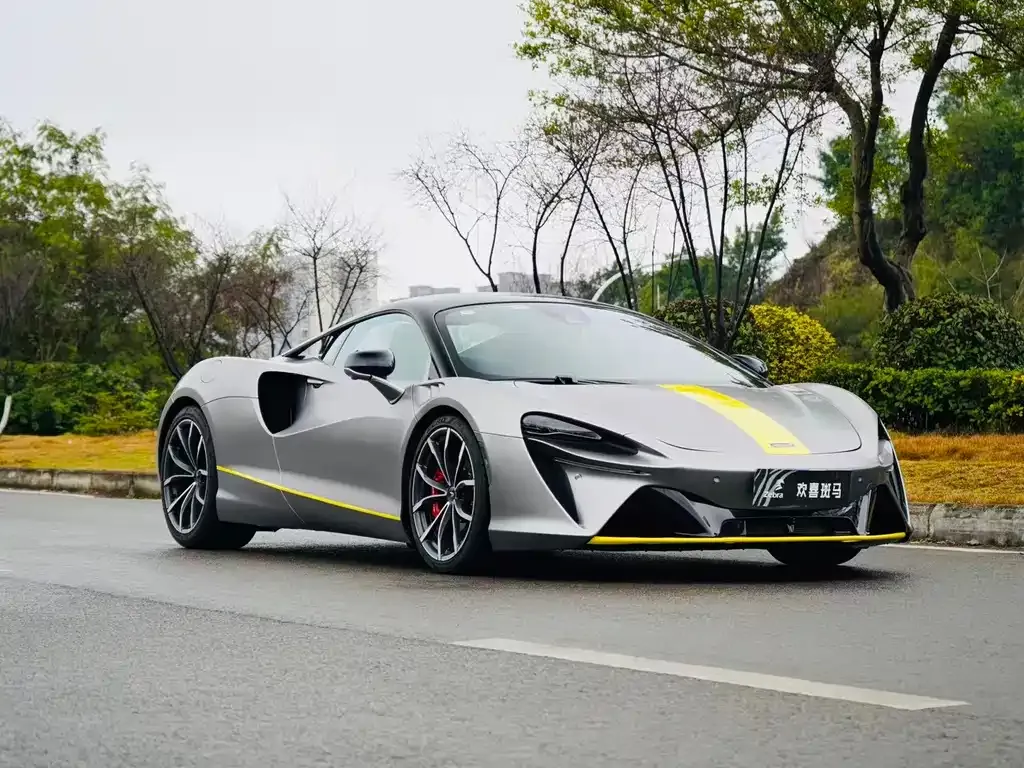 McLaren Artura 2024 из CN, фото 1