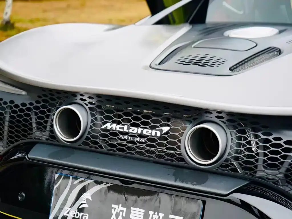 McLaren Artura 2024 из CN, фото 3