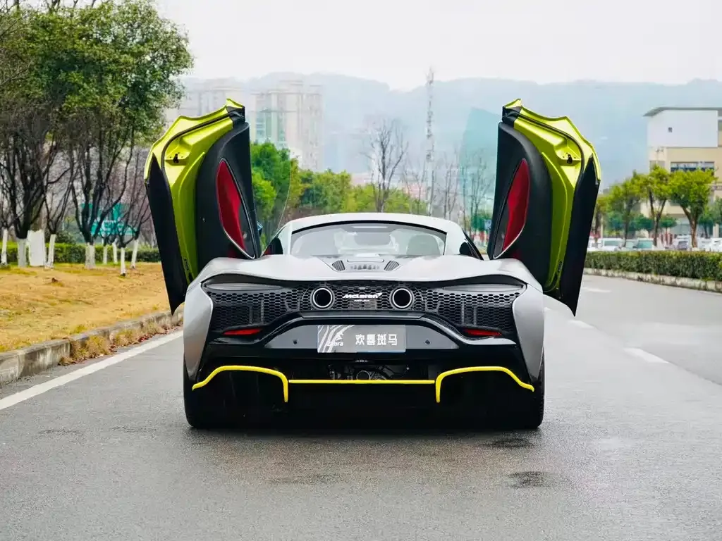 McLaren Artura 2024 из CN, фото 6