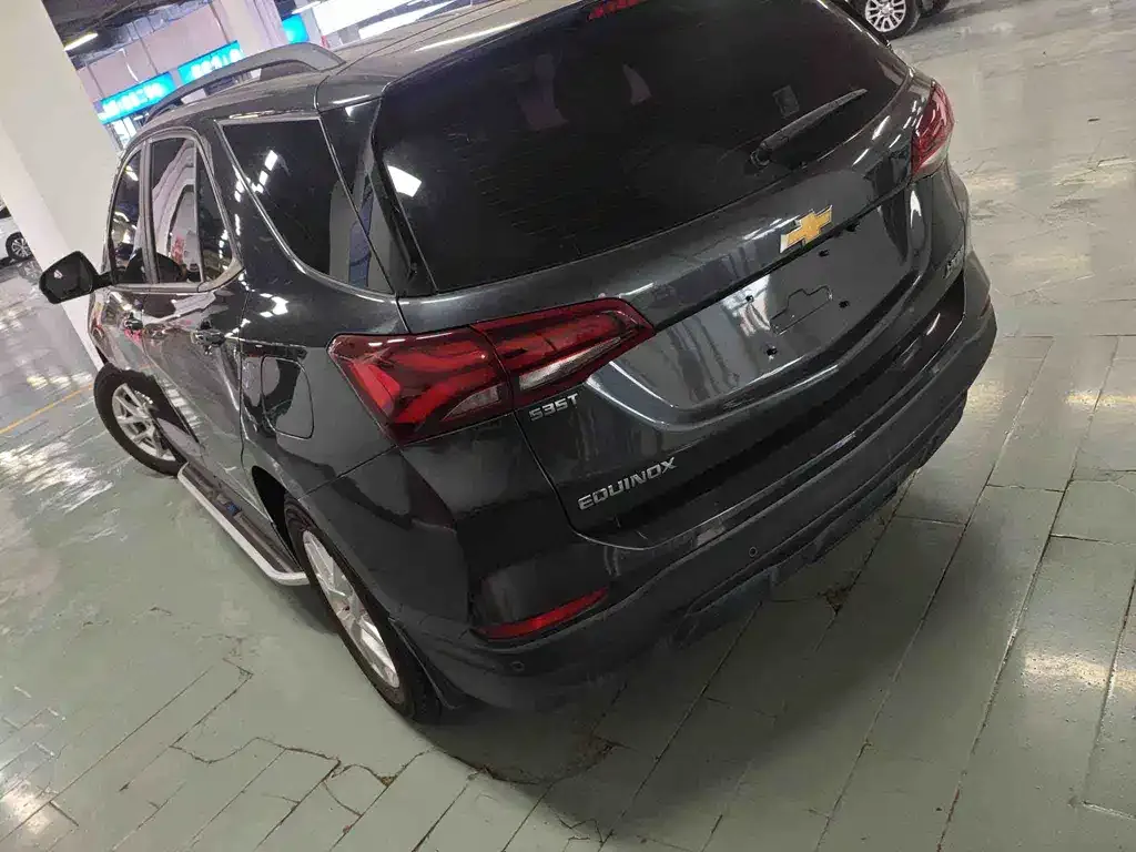 Chevrolet Equinox 2022 из CN, фото 5