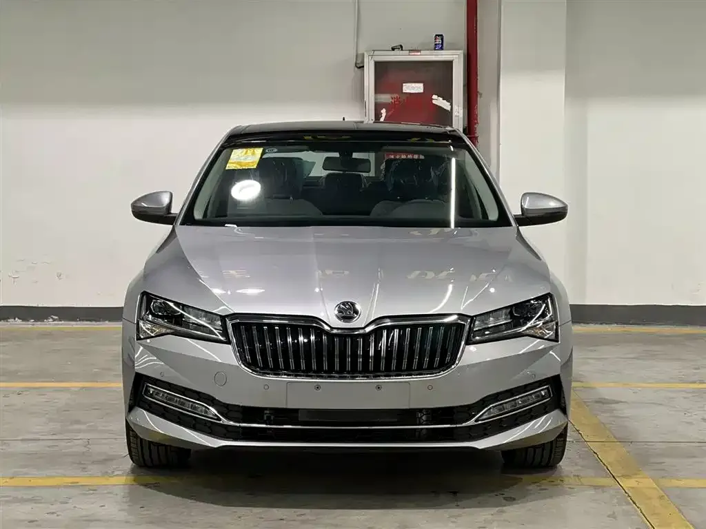 Skoda Superb 2024 из CN, фото 9