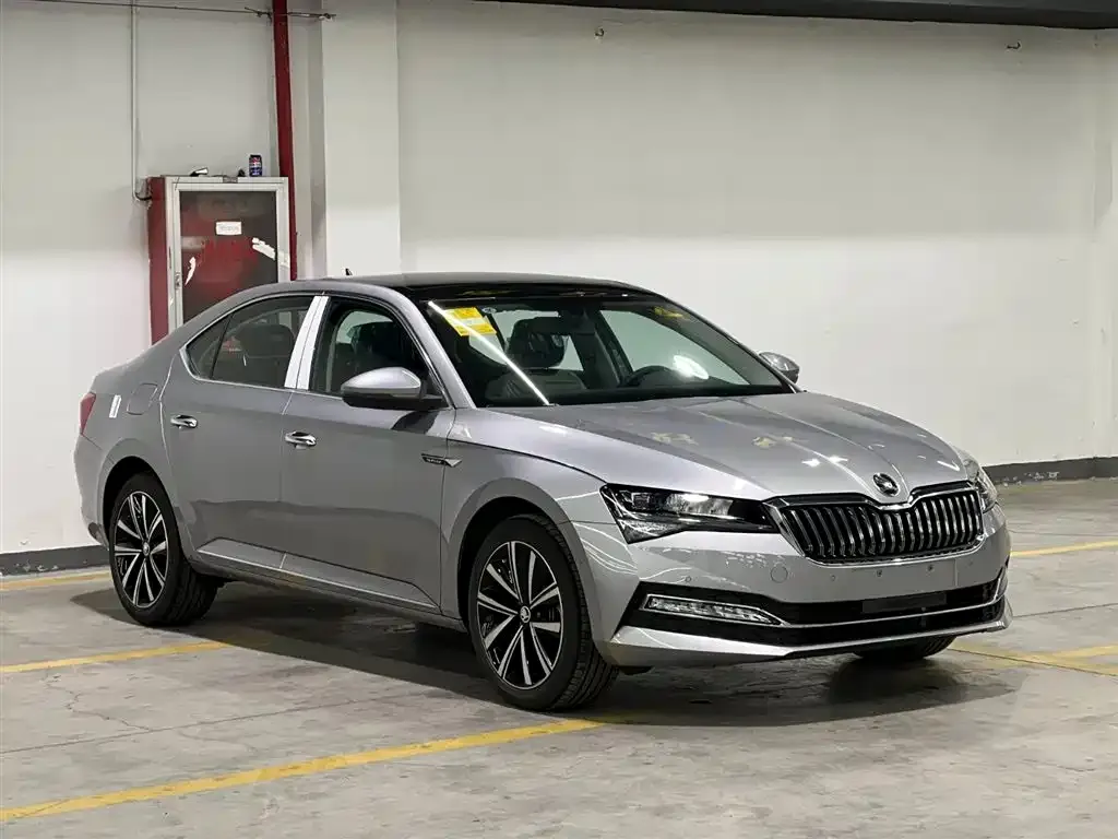 Skoda Superb 2024 из CN, фото 4