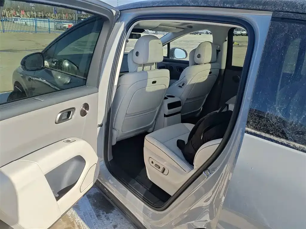 Li Auto i8 2025 из CN, фото 6