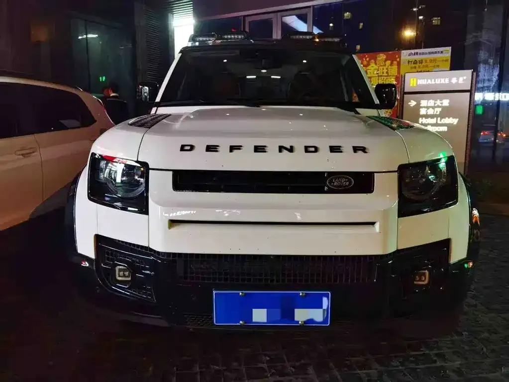 Land Rover Defender 2023 из CN, фото 4