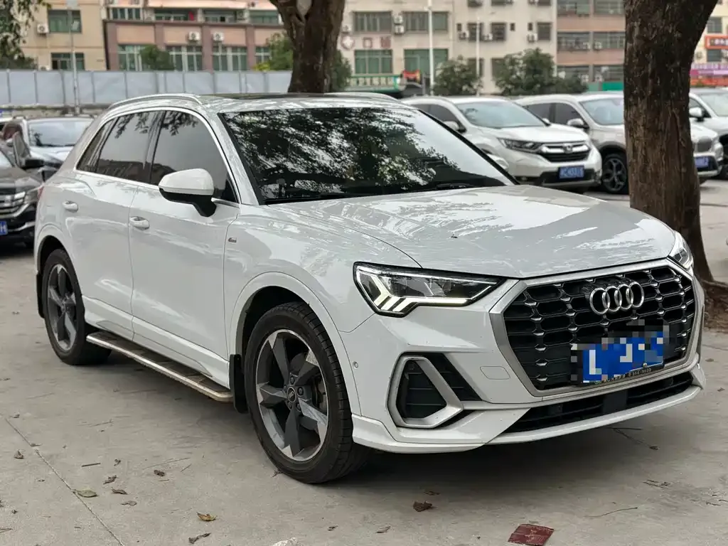 Audi Q3 2021 из CN, фото 2