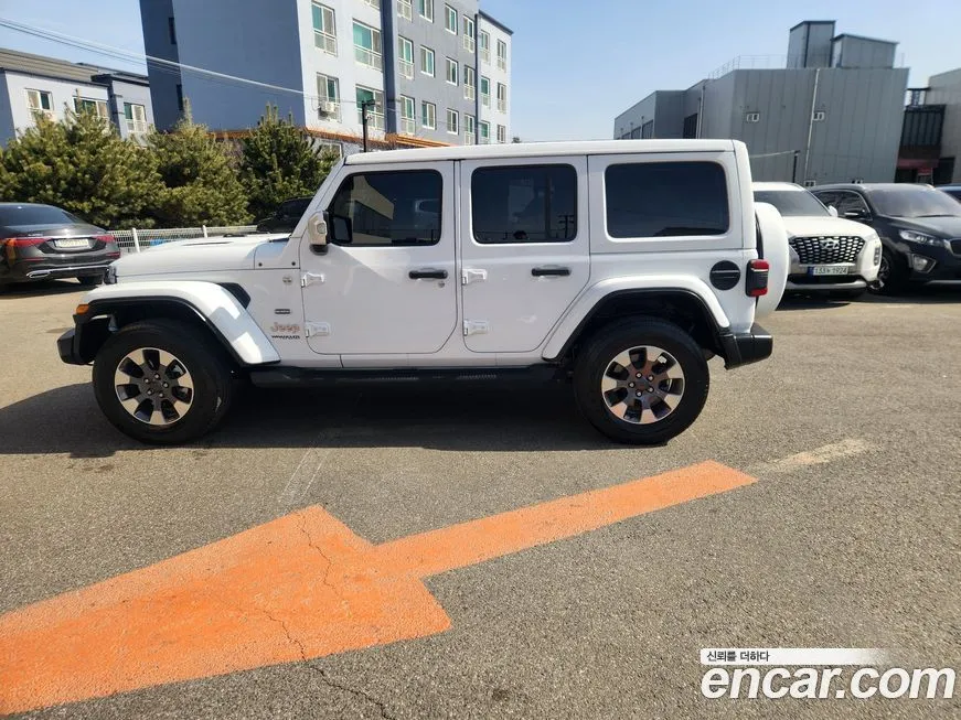 Jeep Wrangler 2022 из KR, фото 5