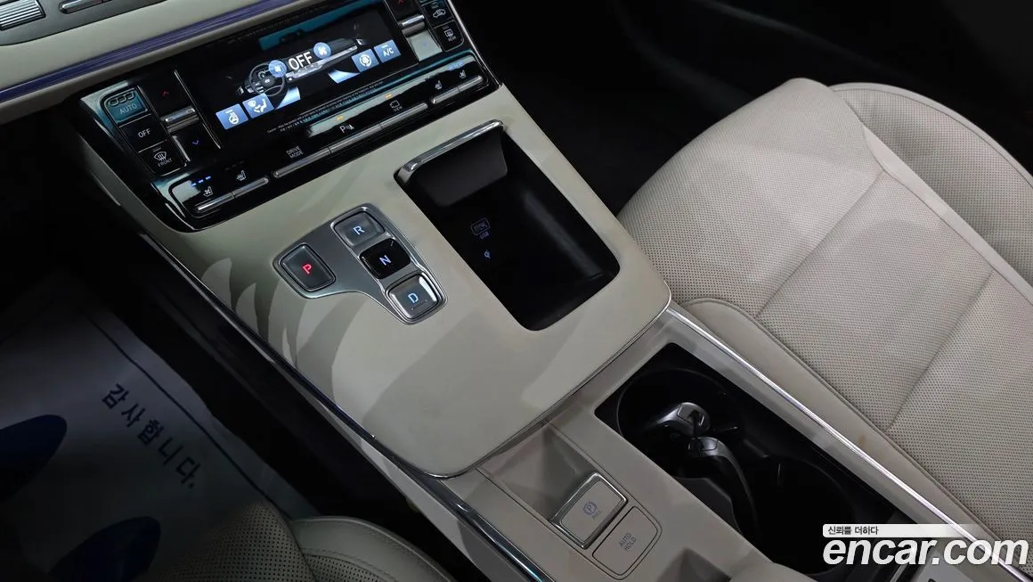 Hyundai Grandeur — фото 10