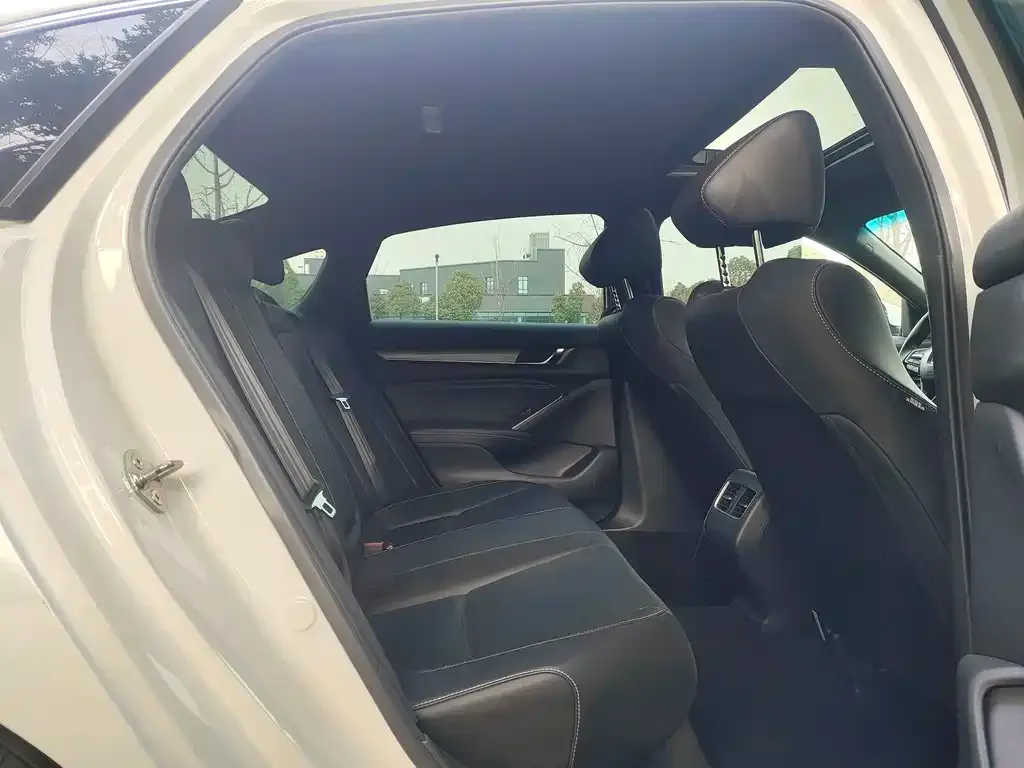 Honda Inspire 2022 из CN, фото 3
