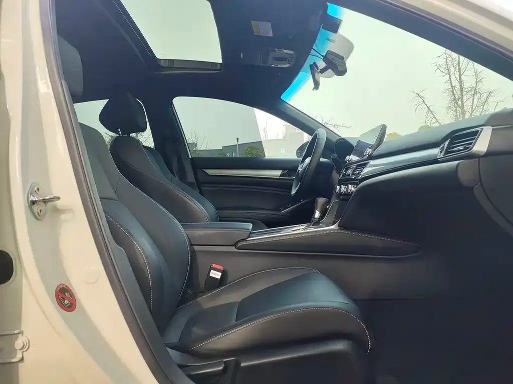 Honda Inspire 2022 из CN, фото 4