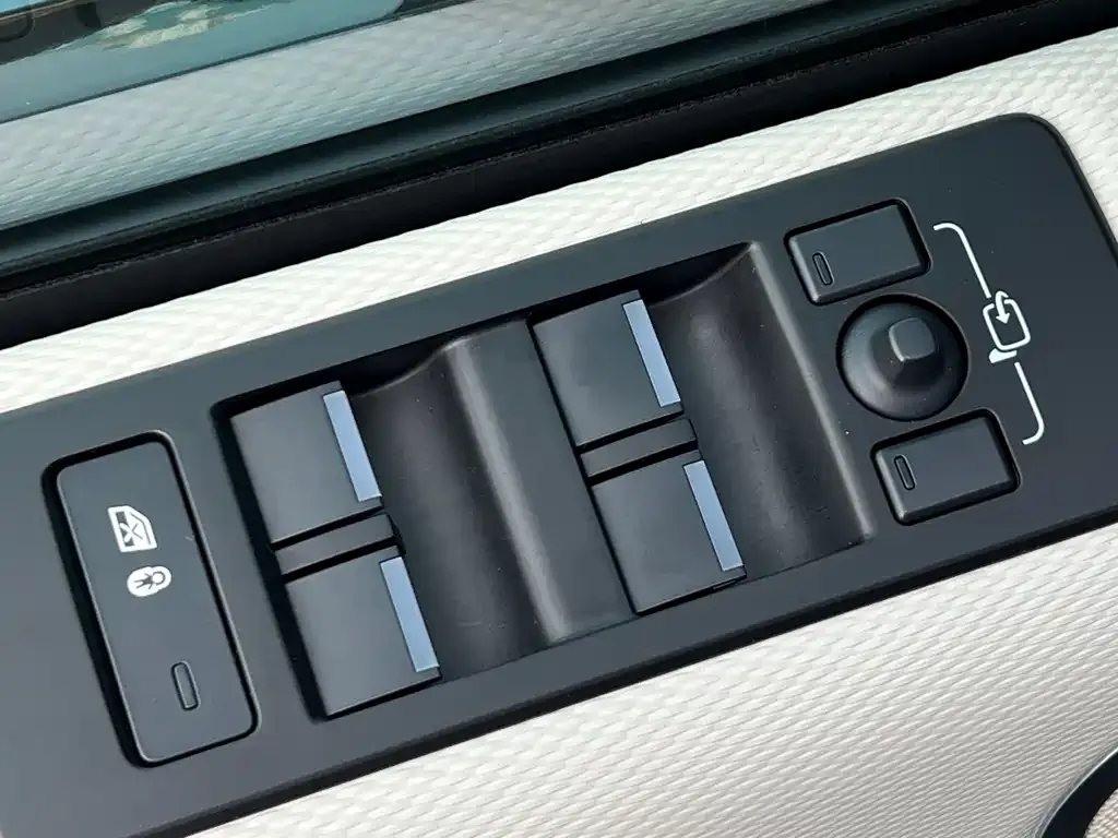 Land Rover Discovery 2022 из CN, фото 2