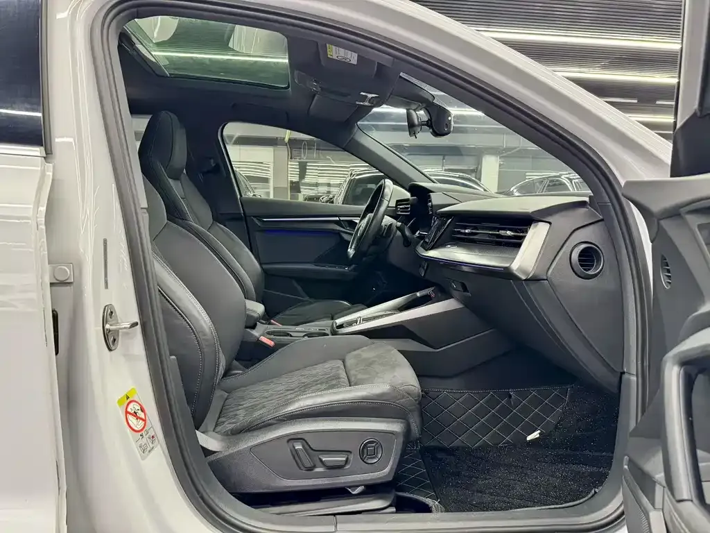 Audi A3 2021 из CN, фото 8